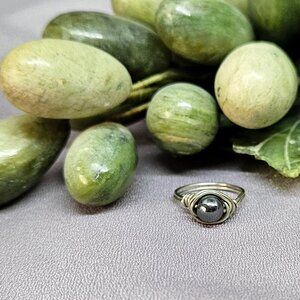 NWOT!!  Ring w/Hematite Bead, 20ga Stainless Steel Wire, Handmade! - Size 4 1/2"